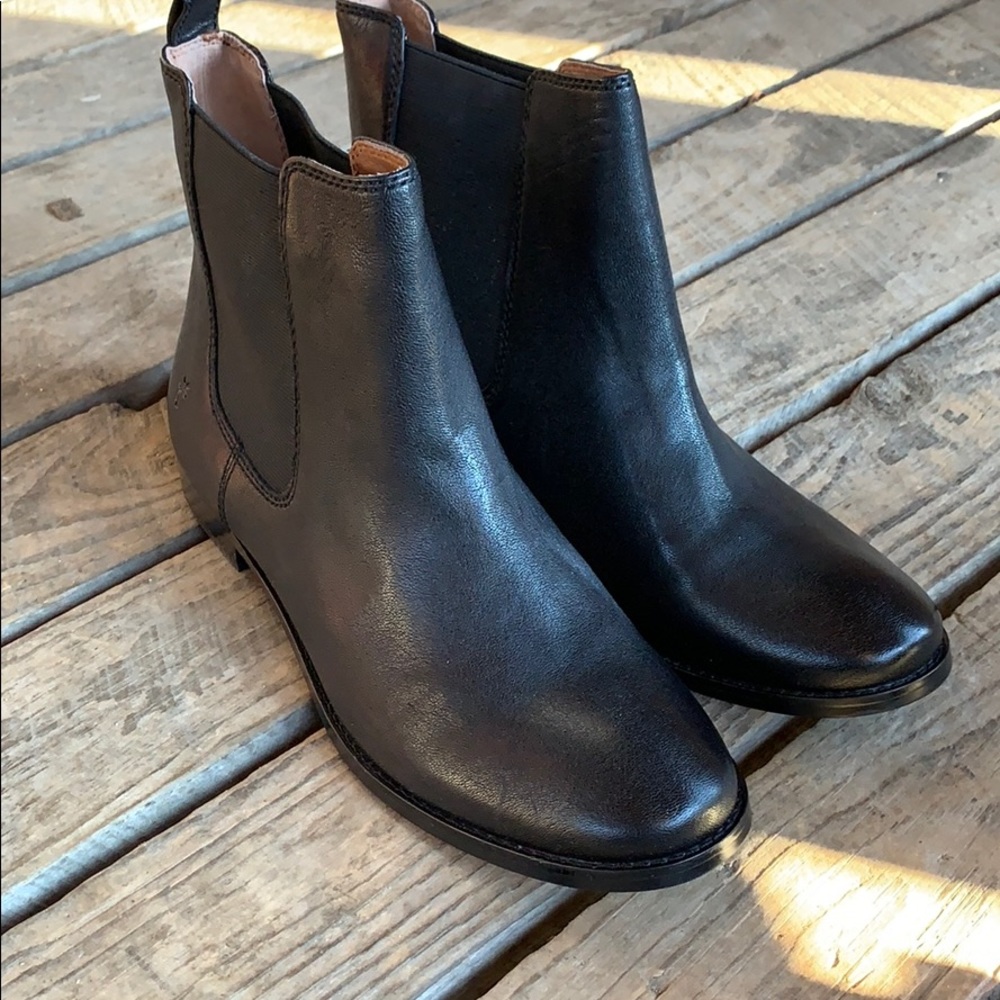 Frye Anna Chelsea Black Ankle Boot, NIB, Size 10